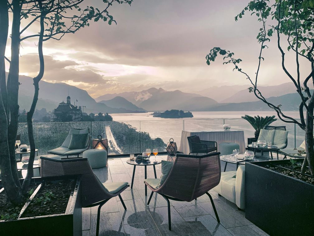lake como luxury dining