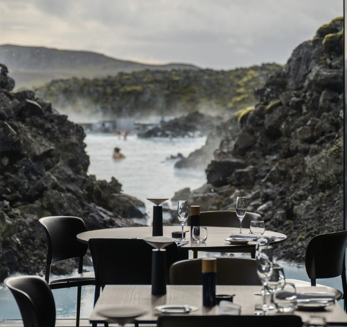 dining at the blue lagoon