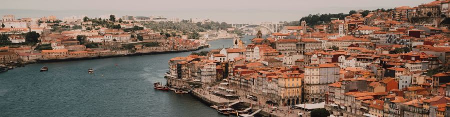 Portugal Historical Tour for Culture-Seekers in Love