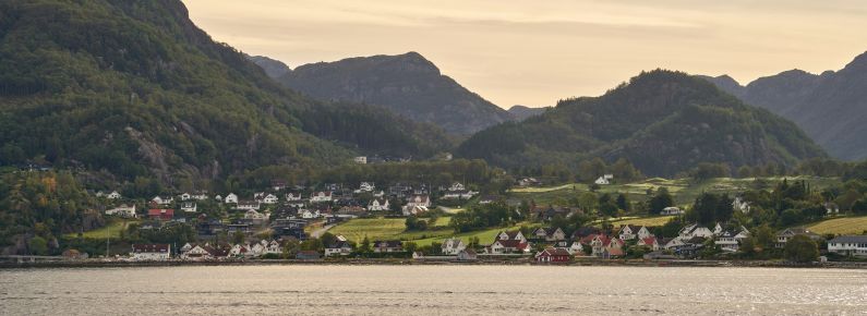 Best Shore Excursions in the Norwegian Fjords for Couples