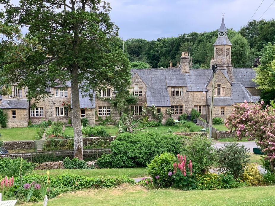 luxury cotswolds inn room