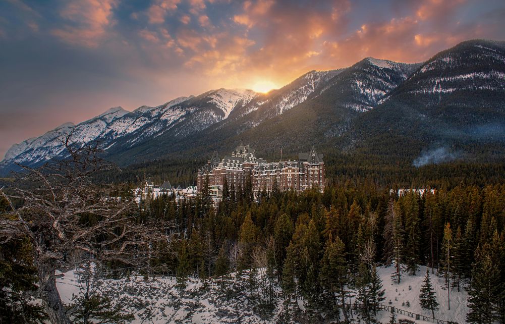  luxury Banff hotel with mountain views