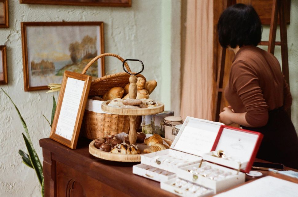 Historic Budapest café with pastries and coffee for couples.