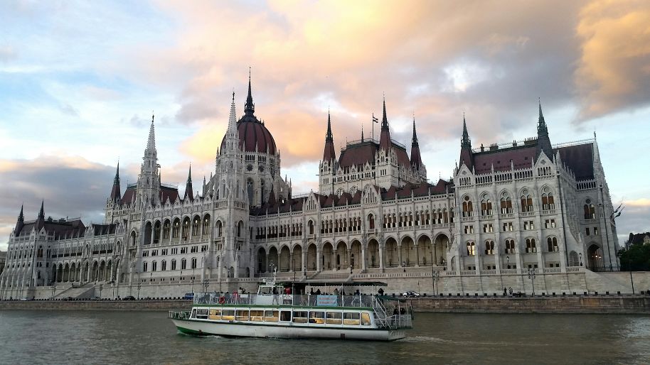 Budapest River Cruises
