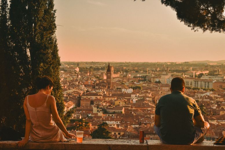 luxury wine vacation Italy