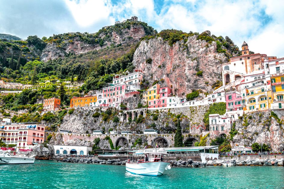 How to Choose the Right Luxury Hotel or Villa